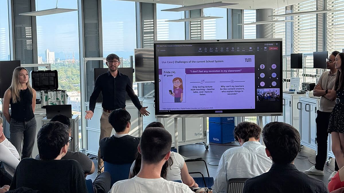 Praktikum  Digital Product Innovation and Development
