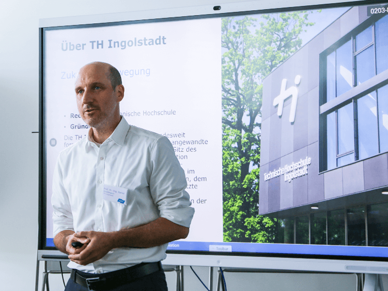 Bavarian Center for Software Innovations – THI